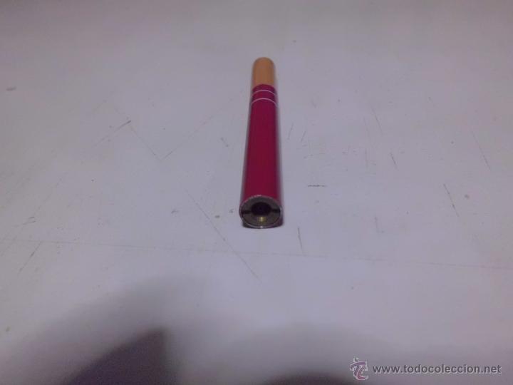 Mecheros: mechero tipo cigarrillo de lark - Foto 3