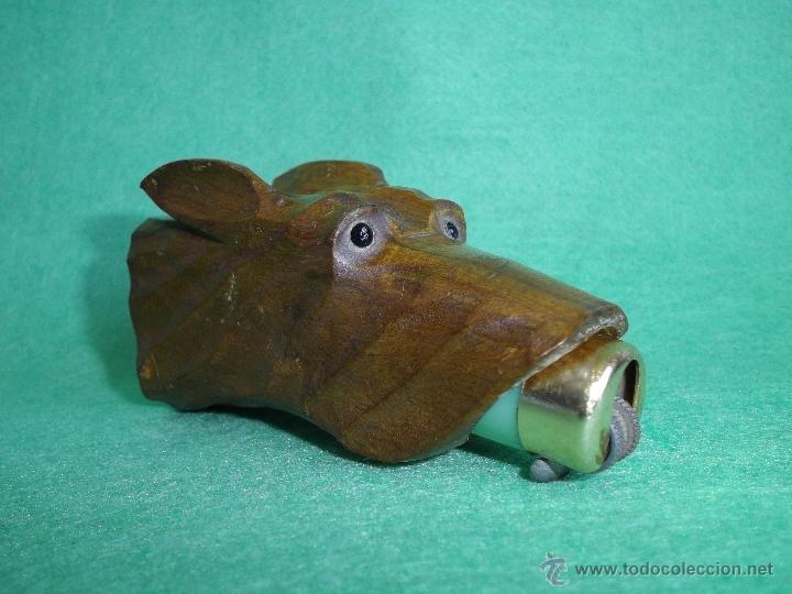 Mecheros: GENIAL SOPORTE MECHERO ENCENDEDOR CABEZA PERRO MADERA TALLADA A&Ntilde;OS 60 OJOS CRISTAL