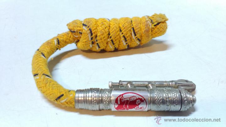 Mecheros: MECHERO A ESTRENAR CON PUBLICIDAD CERVEZA CRUZCAMPO.