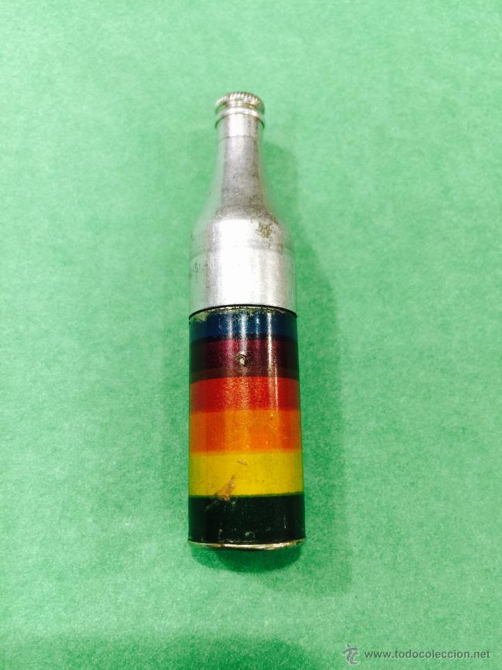 Mecheros: Antiguo mechero Chisquero en forma de botella - Foto 1
