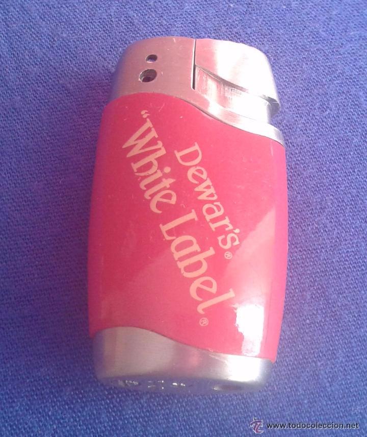 Mecheros: :::: W84 - ENCENDEDOR DEWAR&acute;S WHITE LABEL - Foto 1