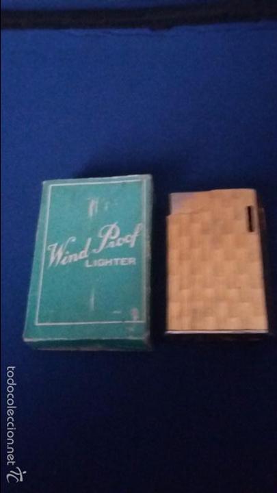 Mecheros: MECHERO / ENCENDEDOR WIND PROOF LIGHTER EN DORADO - Foto 1