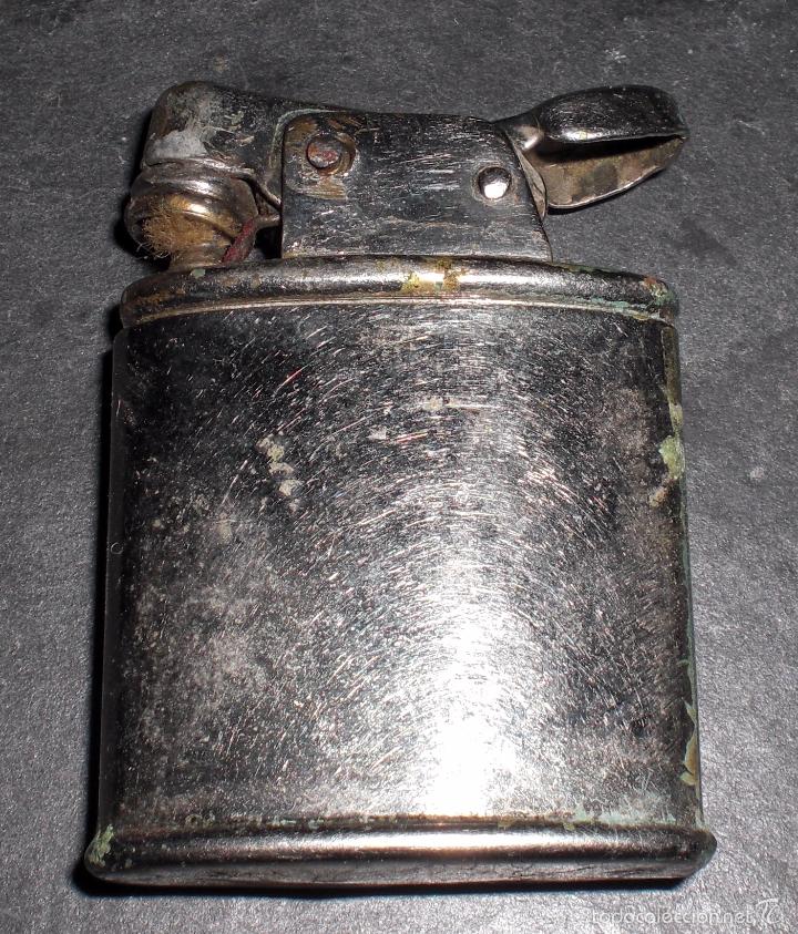 Mecheros: Antiguo mechero de pescozon - Foto 2