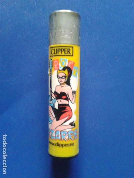 Mecheros: MECHERO ENCENDEDOR CLIPPER AMARILLO , ROCK BIZARRE