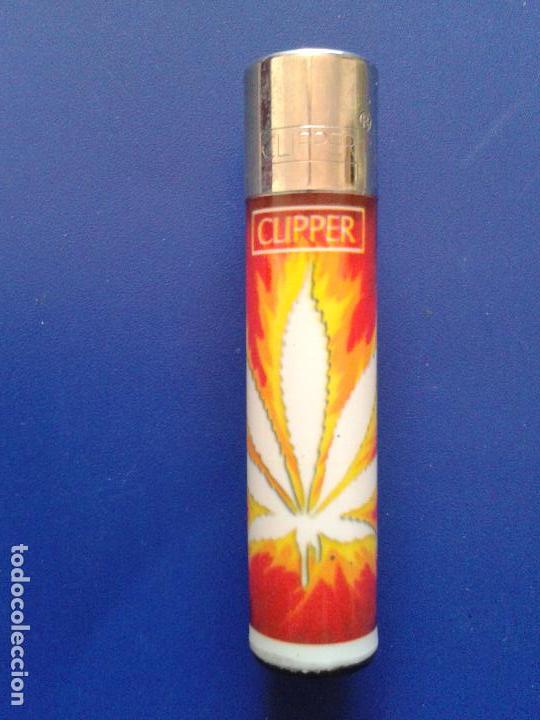 Mecheros: MECHERO ENCENDEDOR CLIPPER BLANCO MARIHUANA MARIGUANA , HOJA CON FUEGO