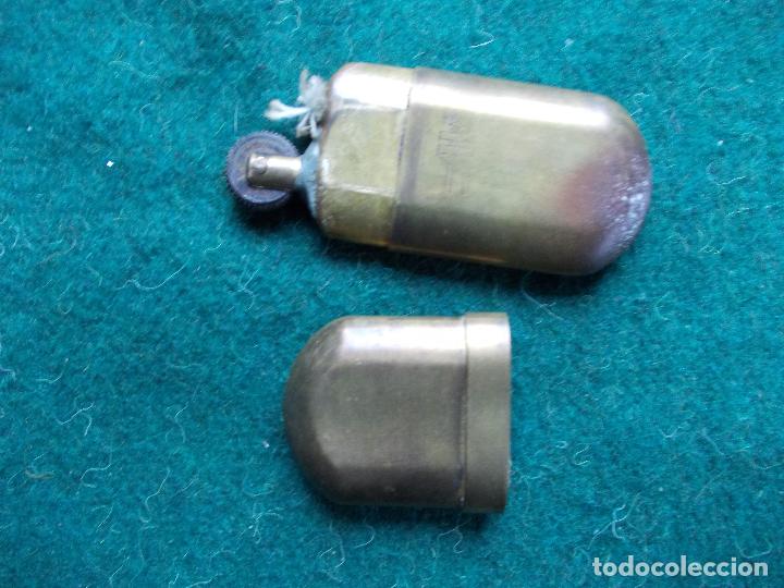 Mecheros: Mechero antiguo de Metal - Foto 2