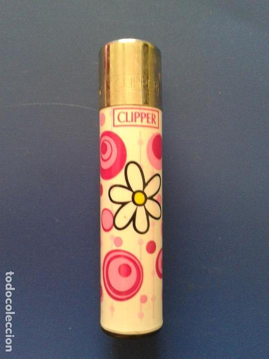 Mecheros: MECHERO ENCENDEDOR CLIPPER FLOR FONDO ROSA