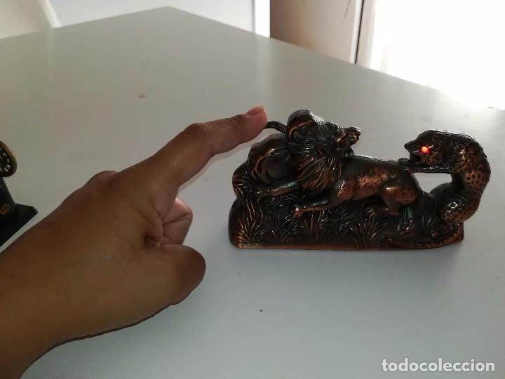 Mecheros: Mechero en forma de leon y serpiente. - Foto 4
