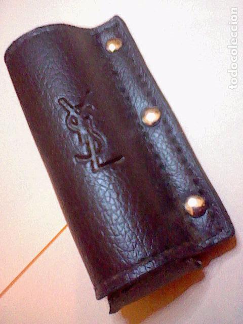 Mecheros: porta mechero antiguo clipper piel o similar Y S L yves saint laurent original con defecto base leer