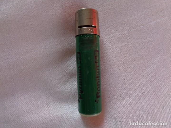 Mecheros: MECHERO CLIPPER VERDE REGULABLE - SIN EL REGULADOR --- publicidad PYRAMIN Y RONILAN (BASF)