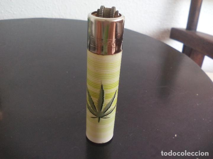 Mecheros: MECHERO CLIPPER. HOJA DE MARIHUANA ENCENDEDOR. LIGHTER