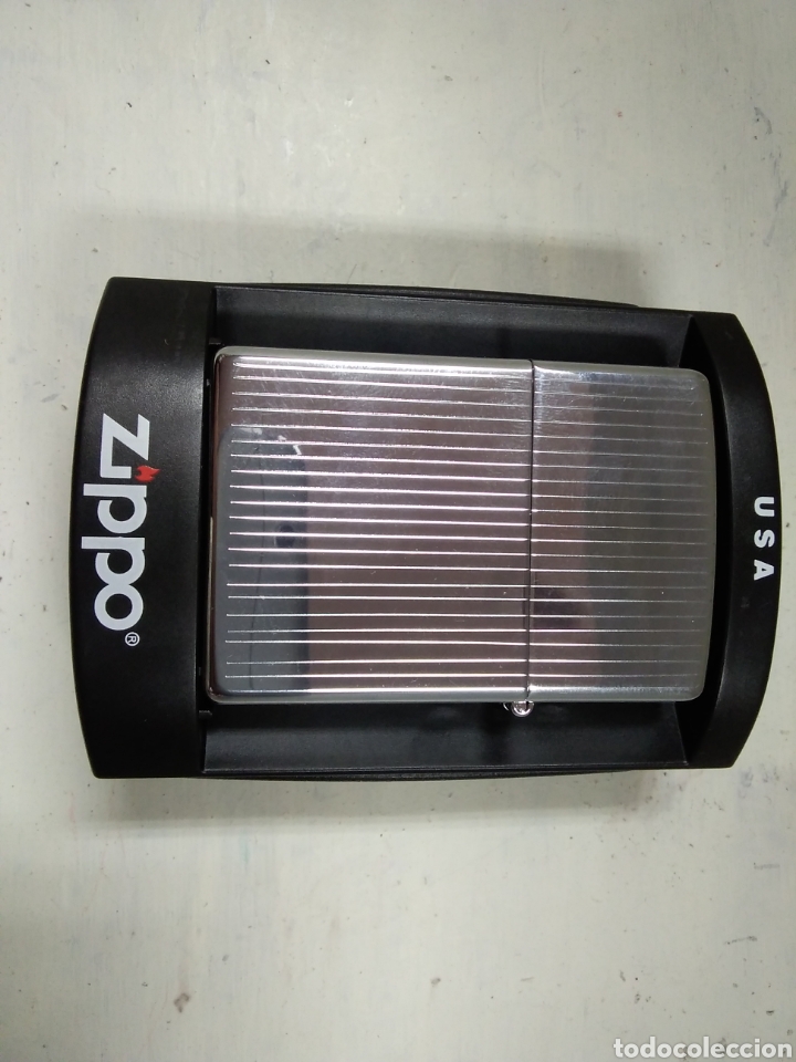 Mecheros: Zippo Genuine Windproof Lighter - Made in USA -