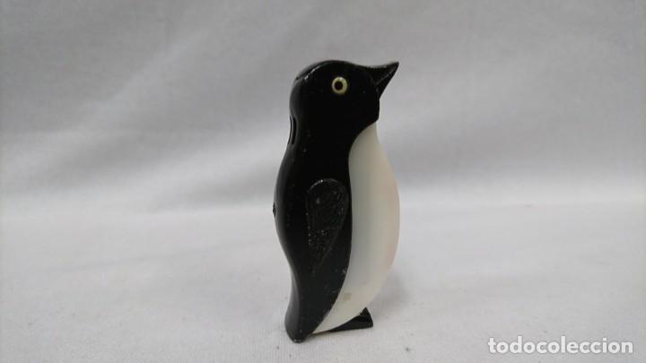 Mecheros: MECHERO CON FORMA DE PING&Uuml;INO - Foto 1