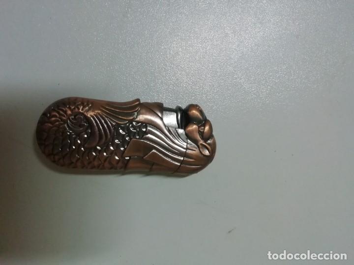 Mecheros: Mechero con forma de le&oacute;n - Foto 1