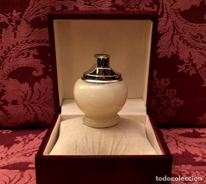 Mecheros: ENCENDEDOR ELECTRONICO CON BASE TALLADA EN JADE NATURAL. - Foto 2