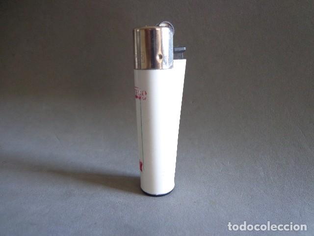 Mecheros: Mechero Clipper con publicidad - Foto 3