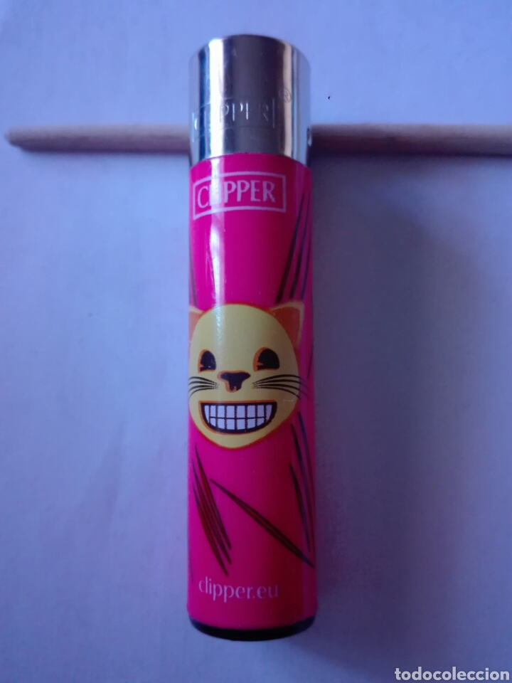 Mecheros: ENCENDEDOR - MECHERO CLIPPER EMOJI CAT 4/4