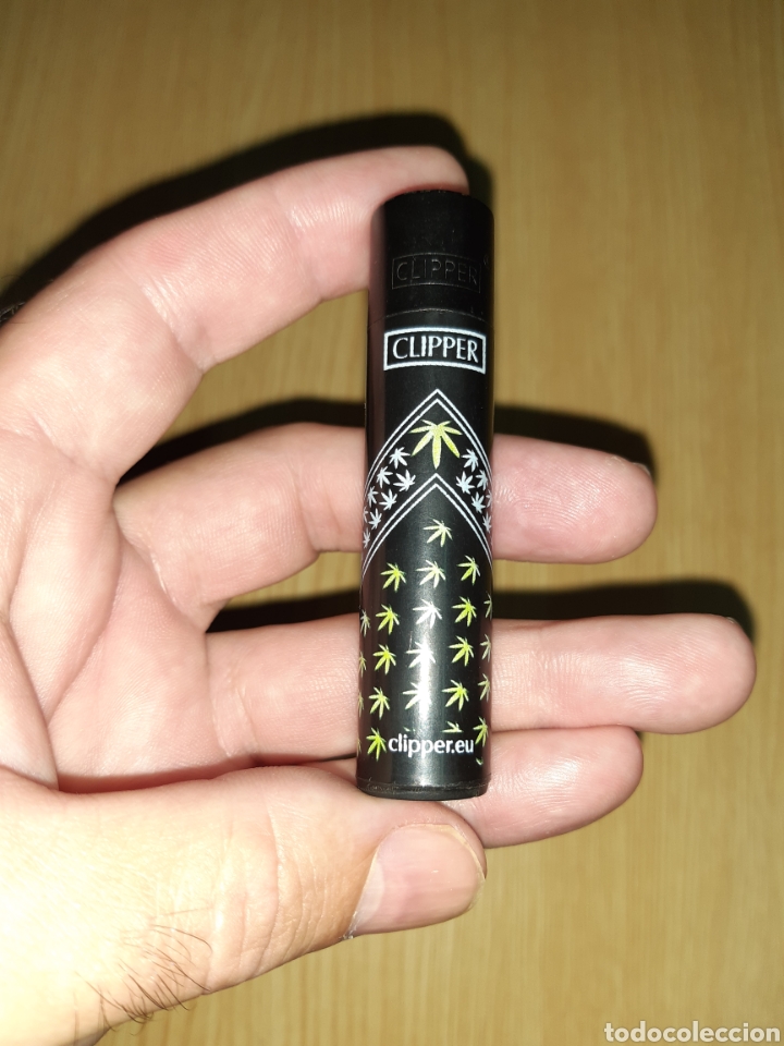 Mecheros: Mechero Clipper hojas marihuana - Foto 1