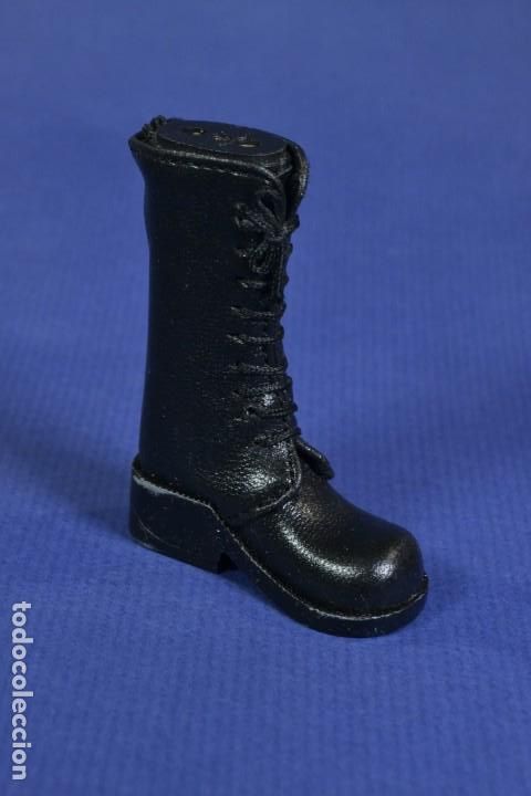 Mecheros: Mechero con forma de bota - Foto 2