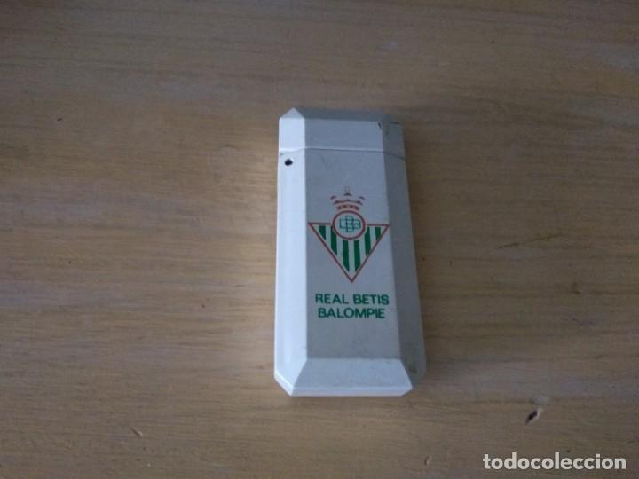 Mecheros: Funda Mechero Real Betis - Foto 1