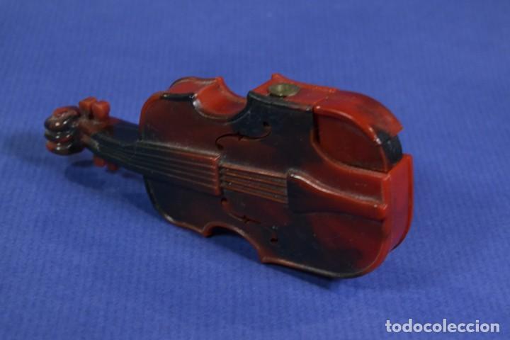 Mecheros: mechero con forma de chelo - Foto 1