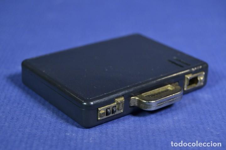 Mecheros: Mechero con forma de malet&iacute;n - Foto 2