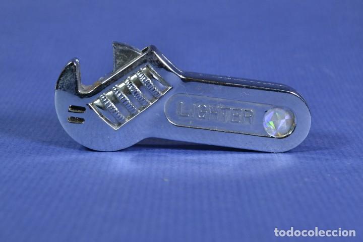 Mecheros: Mechero con forma de herramienta:llave inglesa 1 - Foto 1