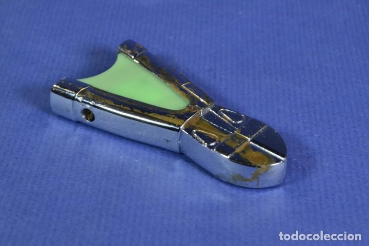 Mecheros: Mechero con forma de herramienta: cizalla verde - Foto 2