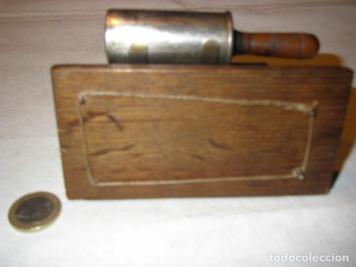 Mecheros: Antiguo encendedor de pared - Foto 5