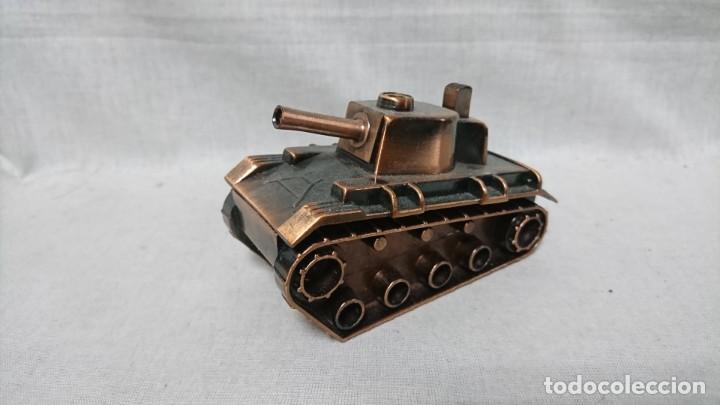 Mecheros: MECHERO DE COLECCI&Oacute;N, TANQUE - Foto 1