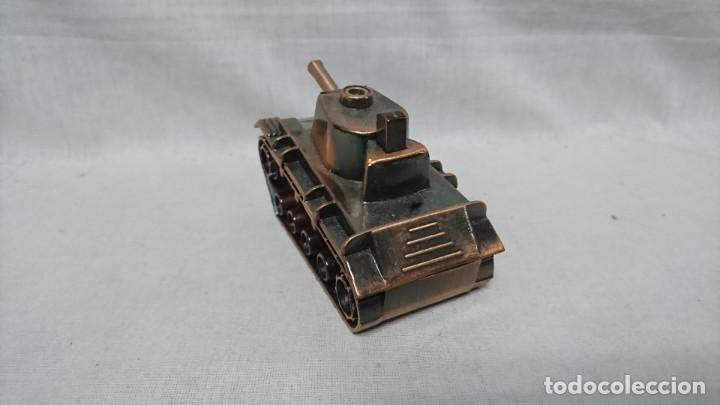 Mecheros: MECHERO DE COLECCI&Oacute;N, TANQUE - Foto 3