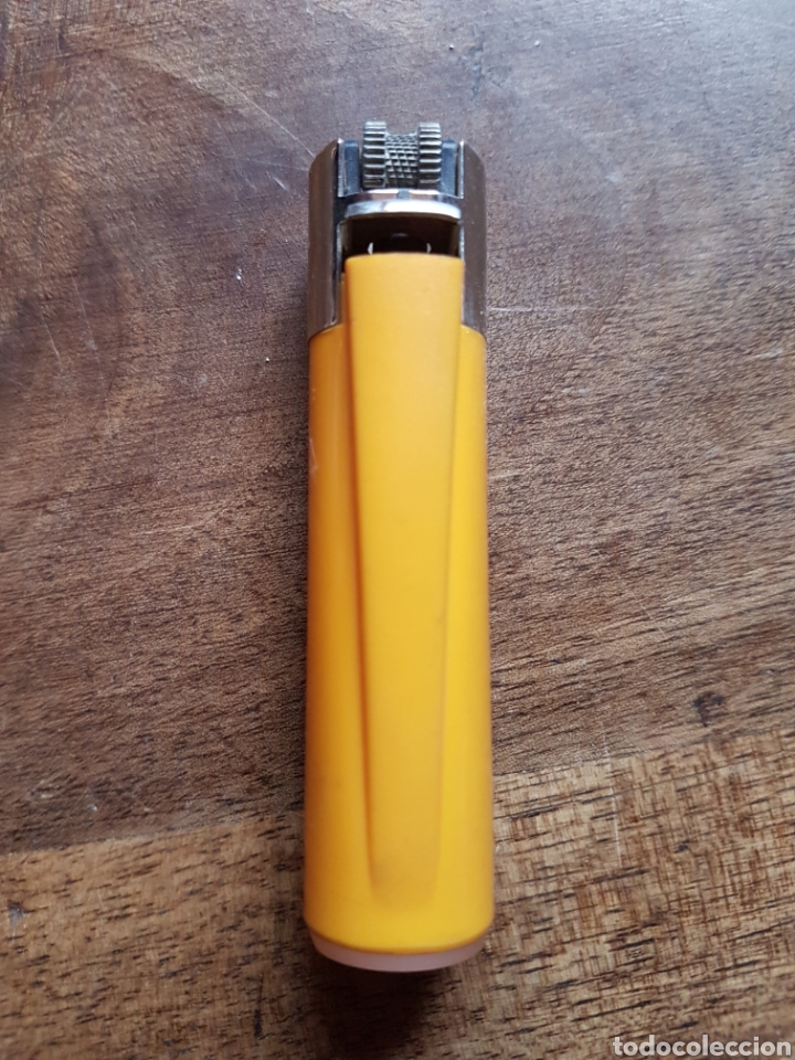 Mecheros: Mechero clipper regulable amarillo - Foto 4