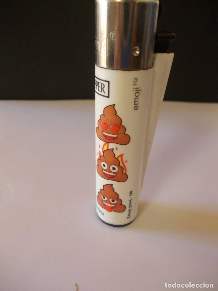 Mecheros: mechero Clipper emoji 1/4 - Foto 2