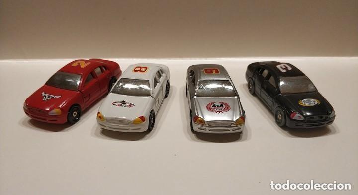 Mecheros: Lote de 4 mecheros en forma de coche - Foto 1