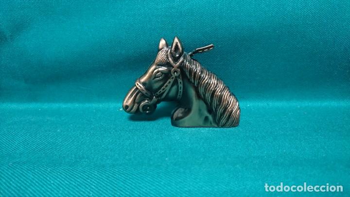 Mecheros: MECHERO DE COLECCI&Oacute;N, CABEZA DE CABALLO - Foto 1