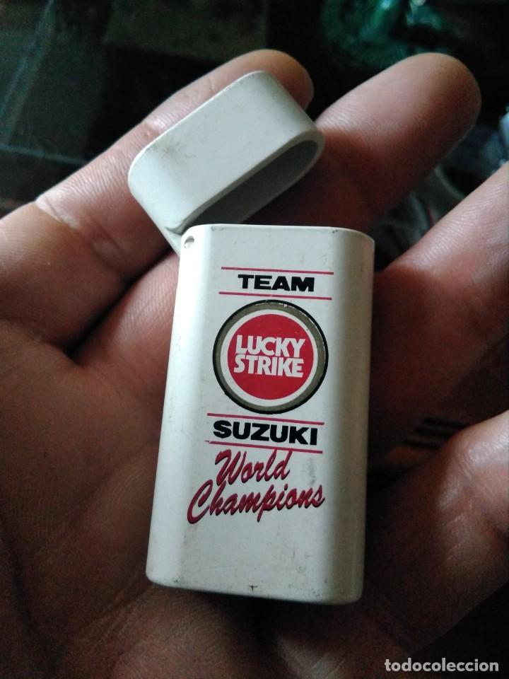 Mecheros: FUNDA MECHERO TABACO LUCKY STRIKE - Foto 1