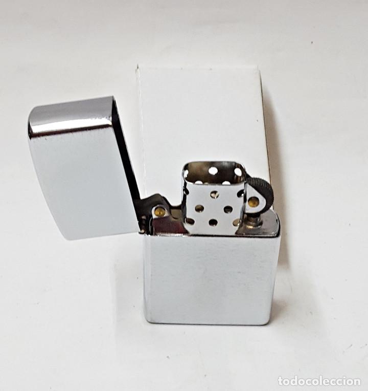 Mecheros: Mechero tipo Zippo plateado. - Foto 2