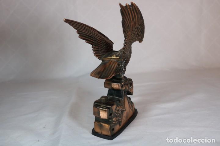 Mecheros: Mechero con forma de aguila - Foto 5