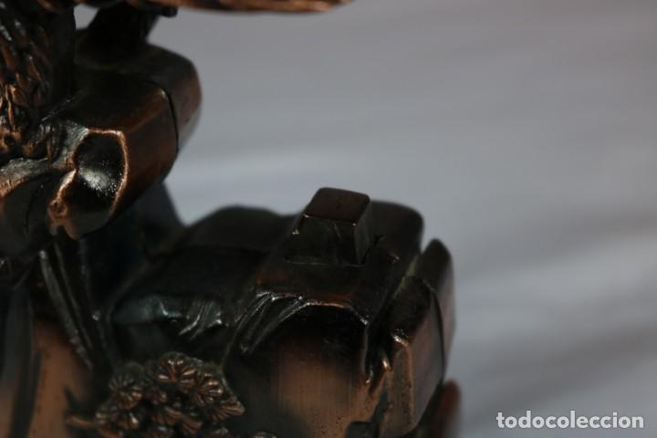 Mecheros: Mechero con forma de aguila - Foto 9