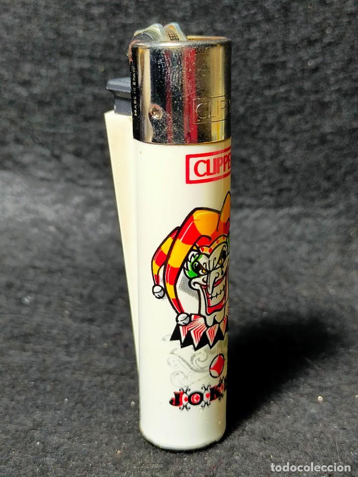 Mecheros: Mechero Clipper Blanco Joker Buf&oacute;n - Foto 2