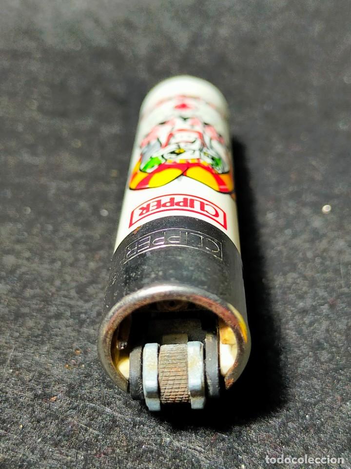 Mecheros: Mechero Clipper Blanco Joker Buf&oacute;n - Foto 4