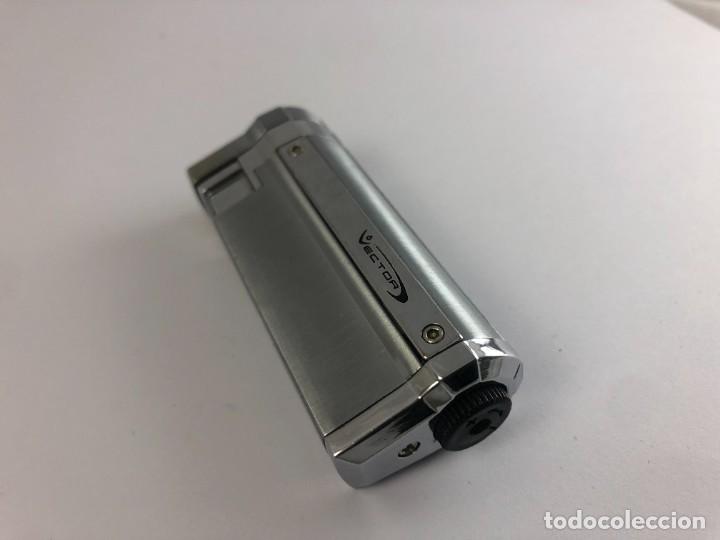 Mecheros: Encendedor Vector &rdquo;&rdquo; - Foto 4