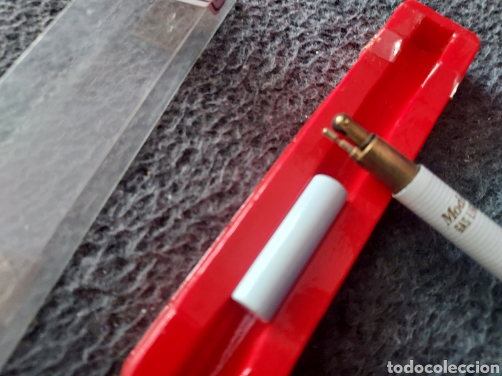 Mecheros: Encendedor con forma de cigarrillo - Foto 2