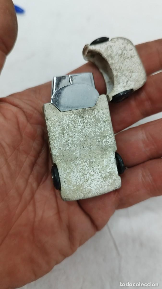 Mecheros: Mechero Automatico en Forma de Coche - Foto 4