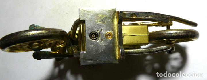 Mecheros: Bonito mechero en forma de moto, funciona - Foto 2