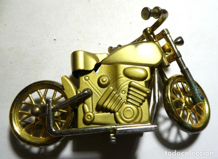 Mecheros: Bonito mechero en forma de moto, funciona - Foto 5
