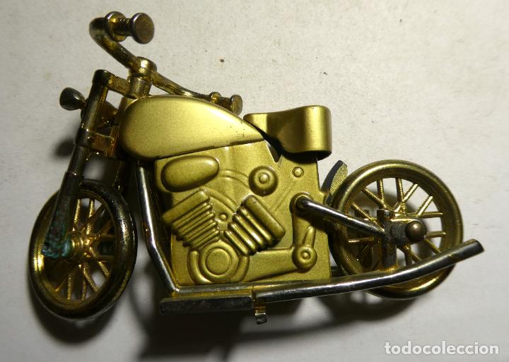 Mecheros: Bonito mechero en forma de moto, funciona - Foto 1