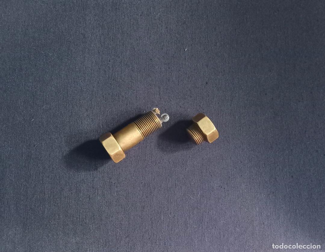 Mecheros: Mechero tornillo de lat&oacute;n - Foto 2