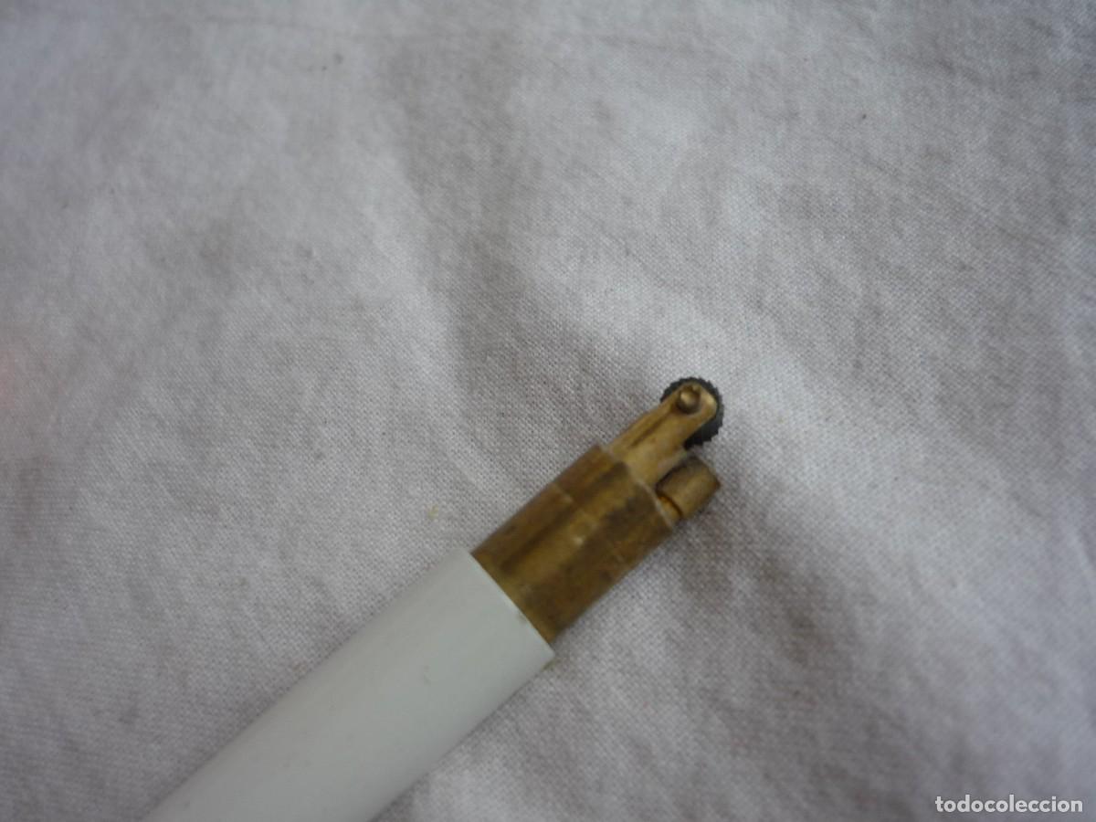 Mecheros: Mechero en forma de cigarrillo Marlboro - Foto 9