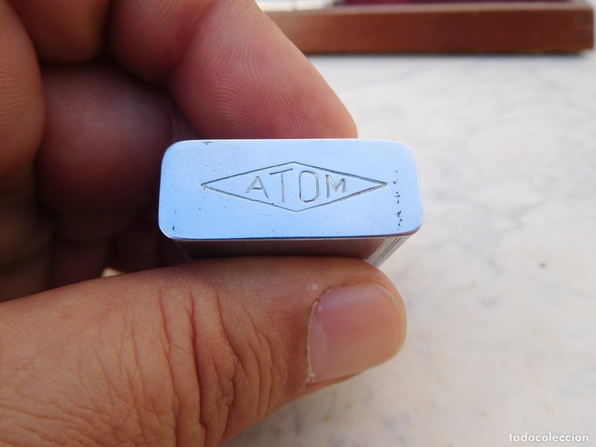 Mecheros: Encendedor de gasolina antiguo Atom (Funciona) - Foto 9